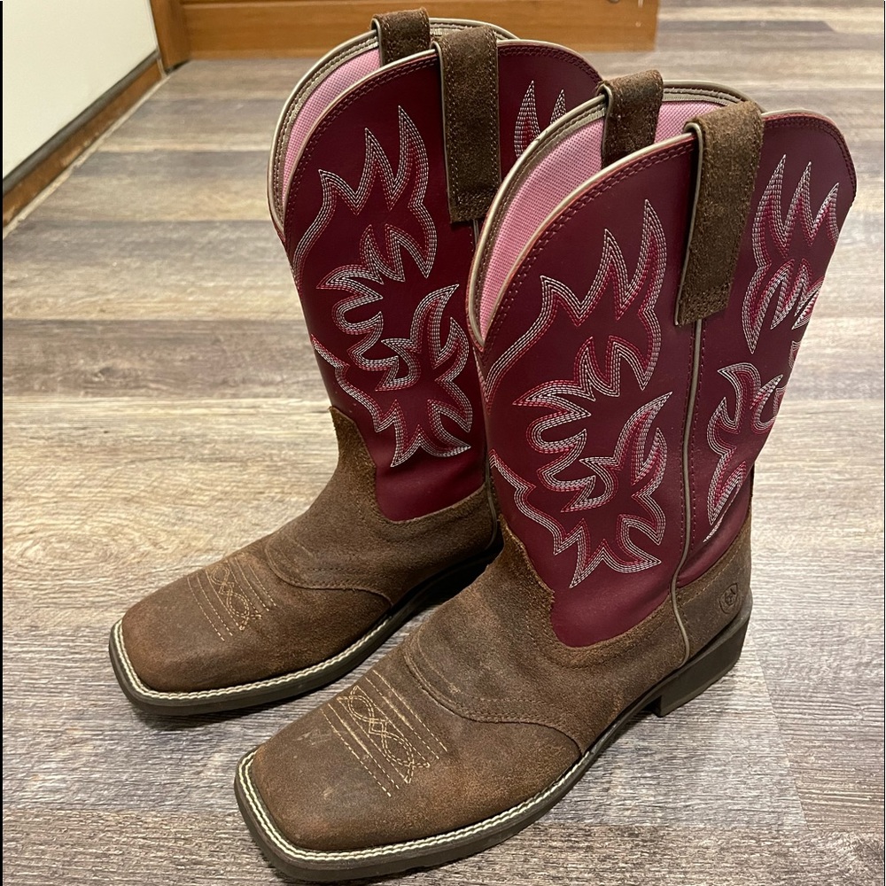 Ariat Women’s Cowgirl Boots